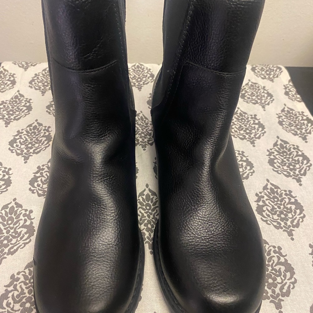Cole Haan Black Leather Ankle Boots